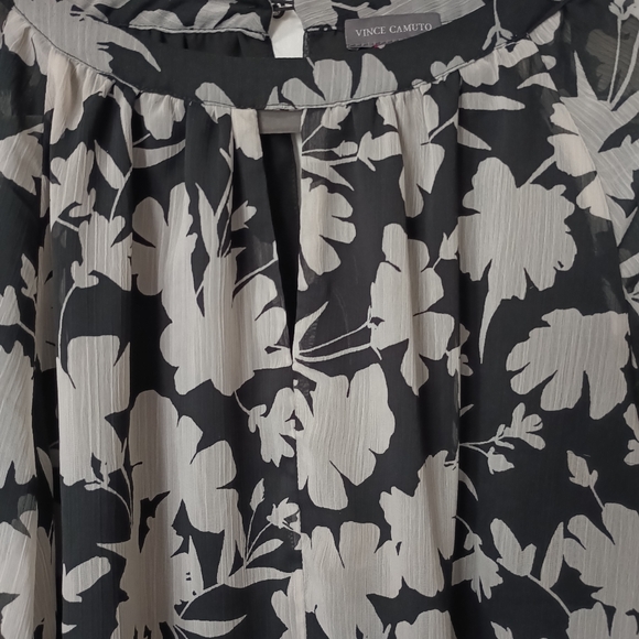 💓Vince Camuto Floral Black and White Women's Top XL - Picture 5 of 17